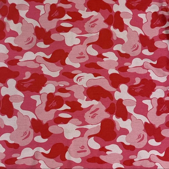 Bape OG Bape Reversible Pink Camo Tee - Picture 2 of 9